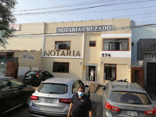 Notaría Cruzado